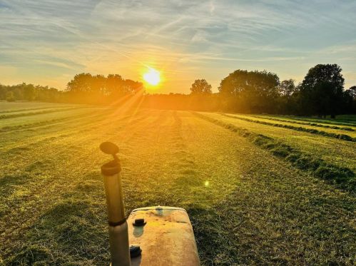 5985 Creek Rd, Washington Ch OH  43160-9726 exterior