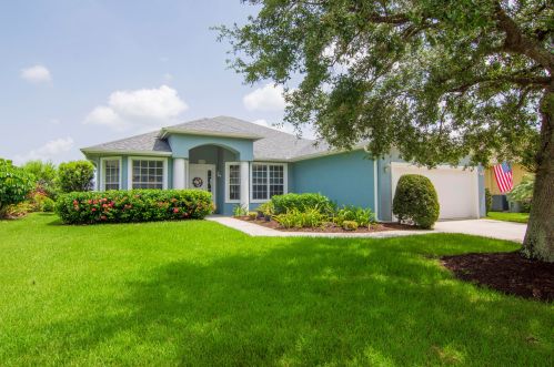 5530 1st Sq, Vero Beach, FL 32968-2254