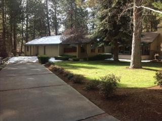 20389 Mission Rdg, Bend, OR 97702-9487