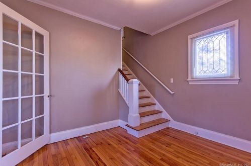 132 Main St, East Hampton CT  06424-1123 exterior
