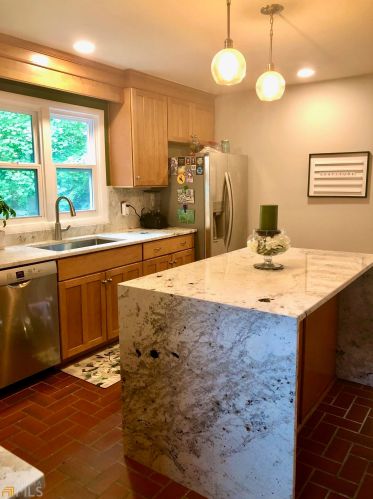 106 Hearthstone Reach, Peachtree City, GA 30269-2239