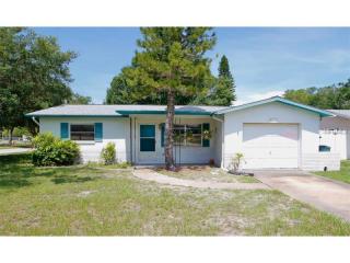 2224 Lauren Dr, Largo, FL 33774-1503