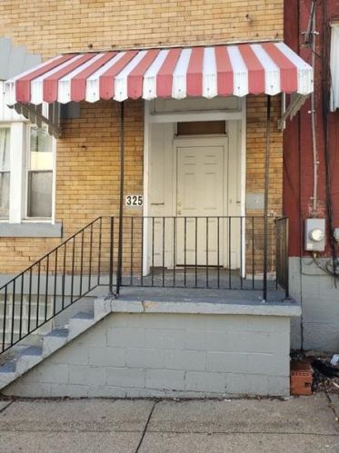 325 Dinwiddie St, Pittsburgh, PA 15219-3337