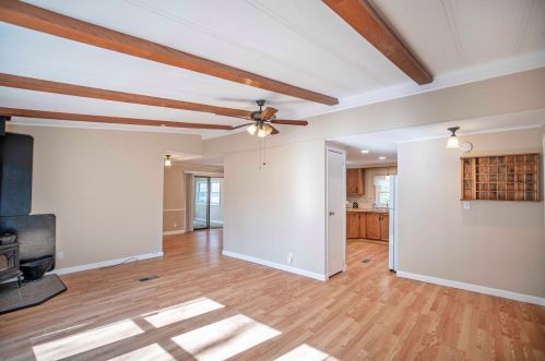 13 Rim Rd, Danville NH  03819-3184 exterior