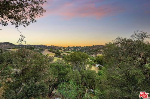 21849 Callado Way, Topanga, CA 90290-4324