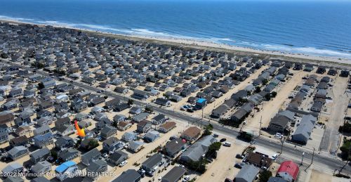 106 Plover Way, Lavallette, NJ 08735-1236