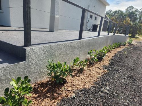 4150 10th Ave, Naples FL  34117-9119 exterior