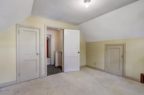 2442 67, Milwaukee WI 53214-1762 exterior