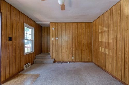 604 Aylesworth Ave, Bridgeville PA  15017-2906 exterior