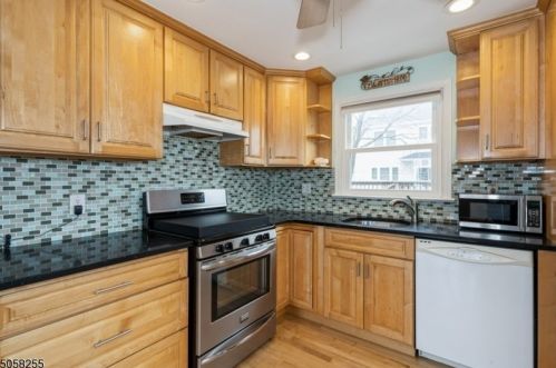 20 Kierstead Ave, Nutley NJ  07110-2528 exterior