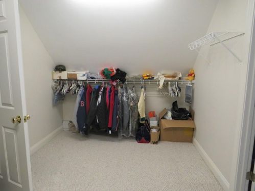 28 Millers Brk Dr, Cumberland RI  02864-6163 exterior