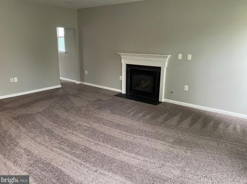 35 Chadwick Dr, Charles Town WV  25414-4464 exterior