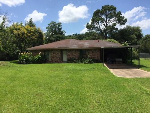 1175 Patrick Rd, Natchitoches, LA 71457-2919
