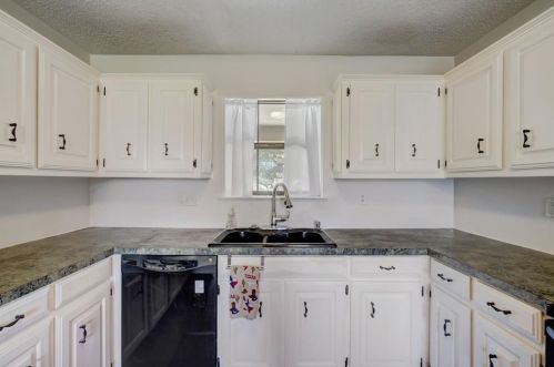 438 Starview Ln, Georgetown TX 78628-3832 exterior