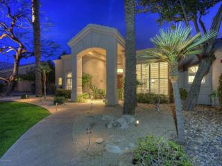 11245 Del Timbre Dr, Scottsdale, AZ 85259-5886