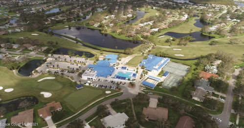 1295 Continental Ave, Melbourne FL 32940-6702 exterior