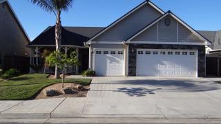 4702 Celeste Ave, Fresno, CA 93722-7772