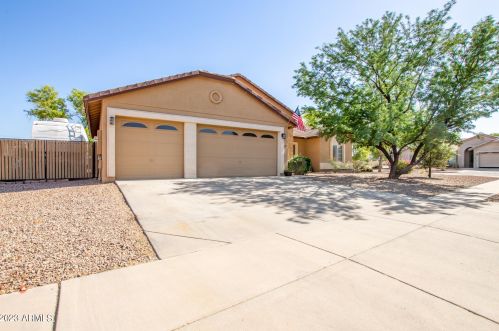 7817 Encinas Ln, Phoenix, AZ 85043-1423