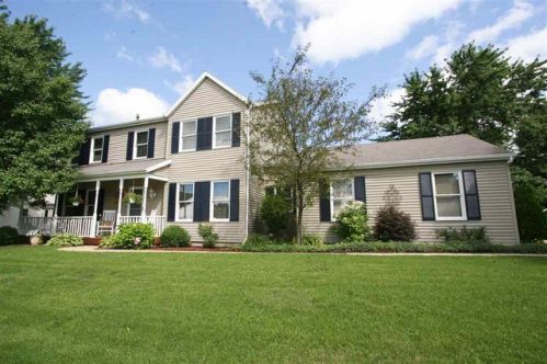 14605 Harvester Dr, Granger, IN 46530-8340