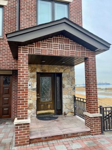 200 52nd St, Bayonne NJ  07002-2110 exterior