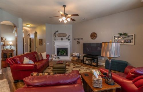 6905 Gamecock Dr, Greenville TX  75402-7720 exterior