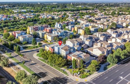 3182 Bridgeway Dr, Rancho Cordova CA  95670-6246 exterior