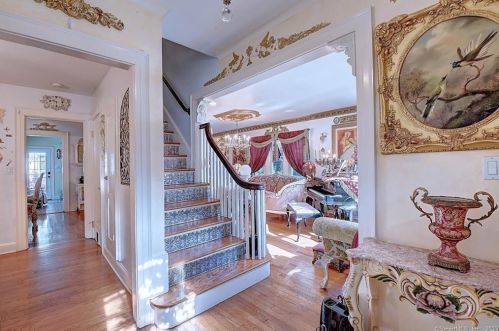 44 Newton Ter, Waterbury CT  06708-1919 exterior