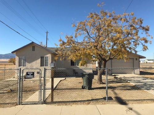 804 3rd Ave, Avenal, CA 93204-1519
