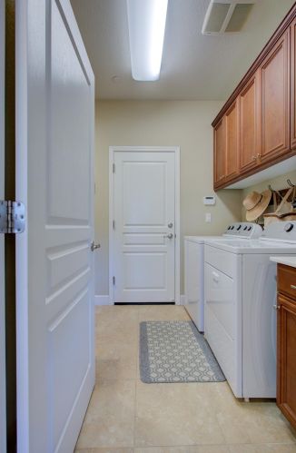 2864 Westport Cir, Valley Home CA  95361-8162 exterior