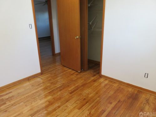 64 Maple St, Perth Amboy NJ  08863-1432 exterior