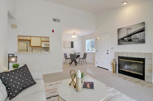 978 Lake Isabella Way, San Jose, CA 95123-2447