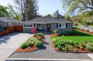 2881 Pine St, Fairfield, CA 94558-5871