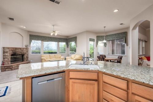 1118 Souza Dr, Folsom CA  95762-7555 exterior