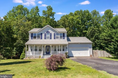 12113 Stonehenge Dr, Fredericksburg, VA 22407-7385