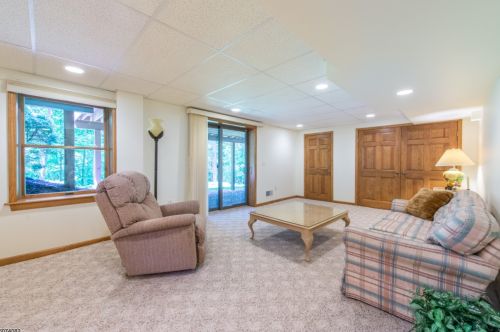 39 Pheasant Run, Kinnelon NJ  07405-3022 exterior