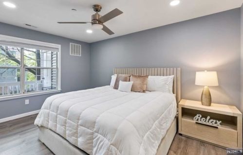 14 Cliff Dr, Englewood NJ  07631-5058 exterior