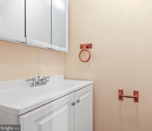 2 Ridgewood Pl, Willingboro NJ  08046-2515 exterior