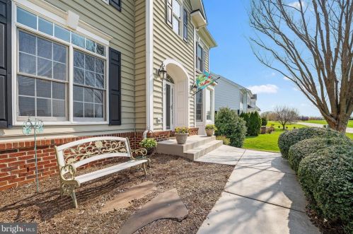 42306 Big Spg Ct, Leesburg VA 20176-6289 exterior