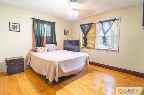 317 Merchants Ave, South Plainfield NJ  07080-3552 exterior