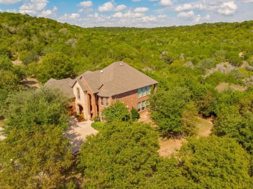 8506 Summerhill Ln, Cleburne, TX 76033-8768