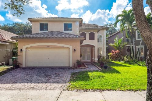 13358 32nd St, Hollywood FL  33027-3908 exterior