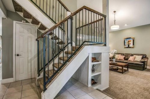 902 Firestone Ln, Richardson, TX 75080-1516