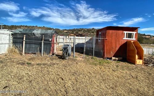 6075 Popies Way, Mcguireville AZ  86335 exterior