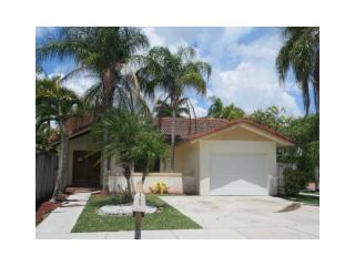5902 148th Pl, Miami, FL 33193-2472