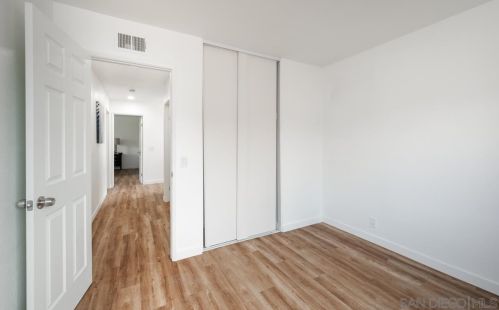 2385 Montcliff Rd, San Diego CA 92139-3915 exterior