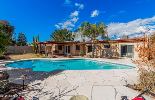 7580 Camino Del Rio, Tucson, AZ 85715-3552