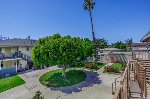 2647 Park Ln, Anaheim, CA 92806-1727