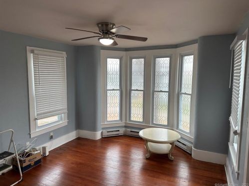 300 Terryville Ave, Bristol CT  06010-4070 exterior