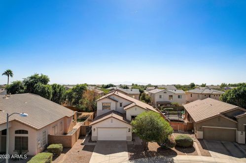 16043 Maui Ln, Sun City AZ  85379-5137 exterior