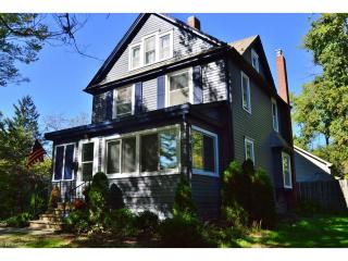 71 Division St, Hudson, OH 44236-3051